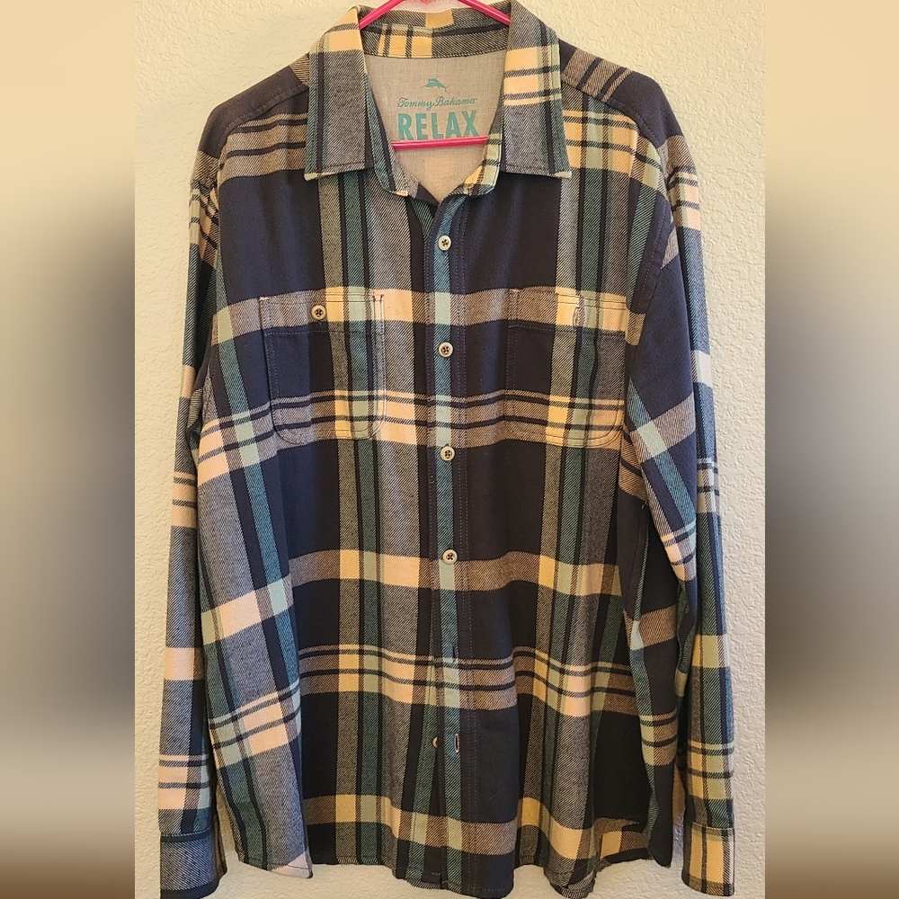 Tommy Bahama Long Sleeve Button Flannel Size X-Large Men